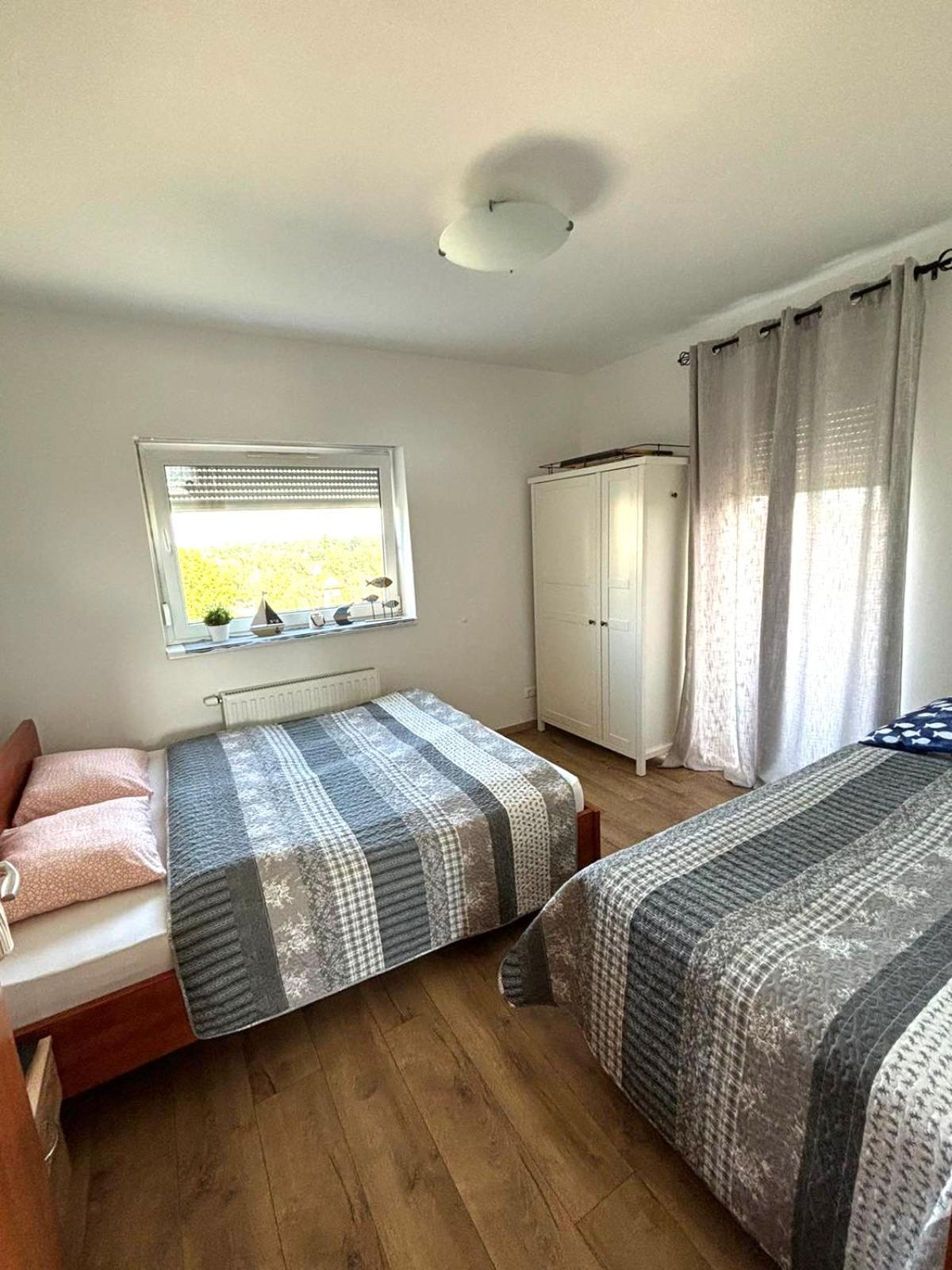 Club218 Holiday Apartman Шиофок Экстерьер фото